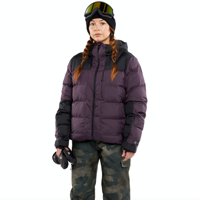 Snowboard jackets – Page 2 – Stoked Boardshop