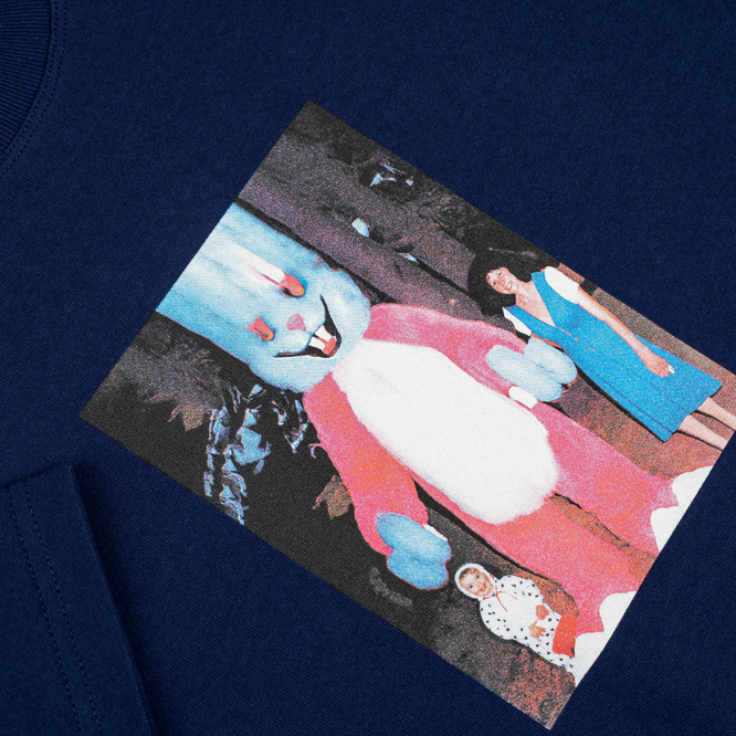 T-shirt de lapin bleu foncé